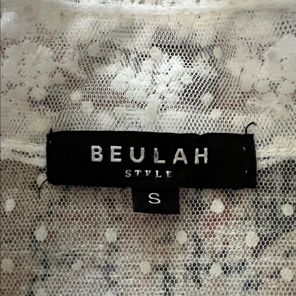 BEULAH Style Victorian-Inspired White Lace Blouse with Golden Embroidery Size: S - Picture 11 of 13